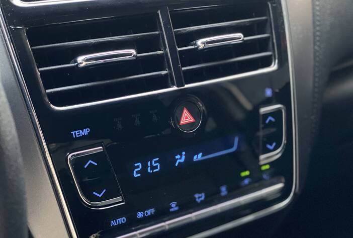 toyotayaris-autosusadosmisiones-carmakposadasmisiones24