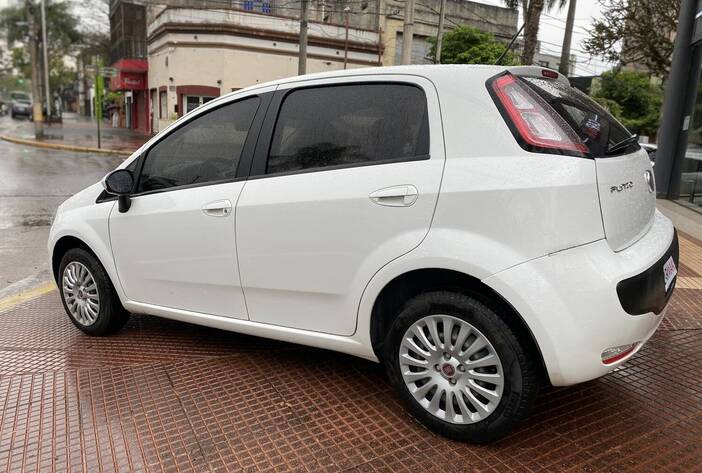 FIATPUNTO.AUTOSUSADOS-CARMAKPOSADASMISIONES1