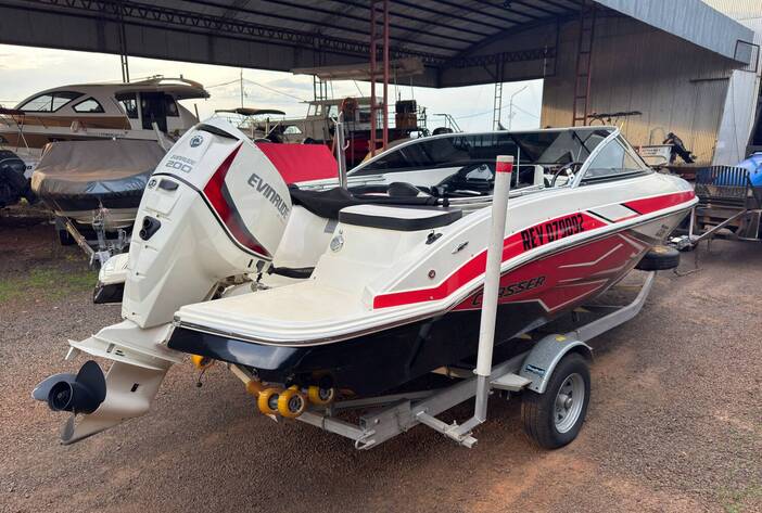 lanchaClasser206-lanchasusadas-carmakposadasmisiones6
