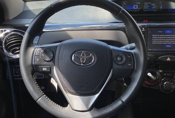 ToyotaEtiosXLS-autos-usados-carmak-posadas-misiones15