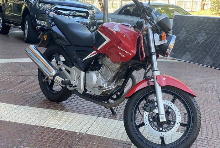 hondacbx-motosusadas-carmakposadasmisiones6