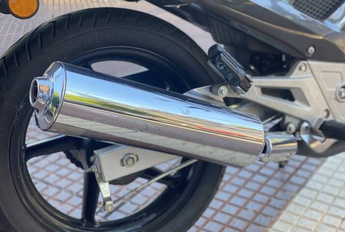 hondacbx-motosusadas-carmakposadasmisiones13