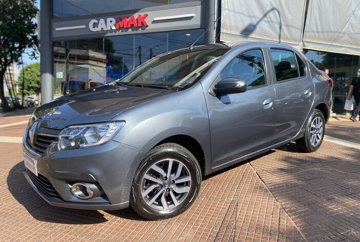 RenaultLogan-autosusados-carmakposadasmisiones1