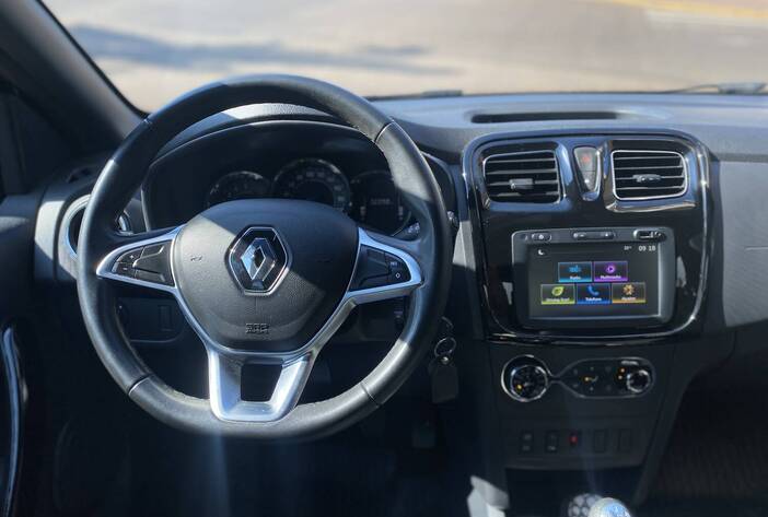 RenaultLogan-autosusados-carmakposadasmisiones10