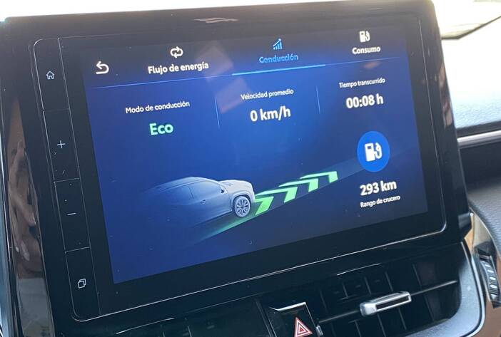 toyotacorollacrosshibrido-camionetasusadas-carmakposadasmisiones13