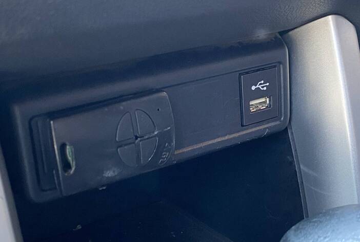 toyotacorollacrosshibrido-camionetasusadas-carmakposadasmisiones15