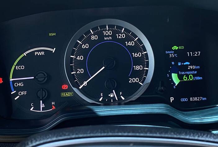 toyotacorollacrosshibrido-camionetasusadas-carmakposadasmisiones17