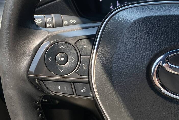 toyotacorollacrosshibrido-camionetasusadas-carmakposadasmisiones18