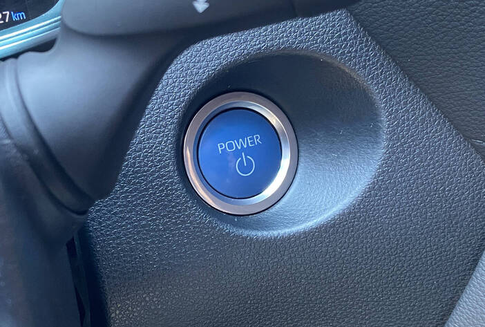 toyotacorollacrosshibrido-camionetasusadas-carmakposadasmisiones22