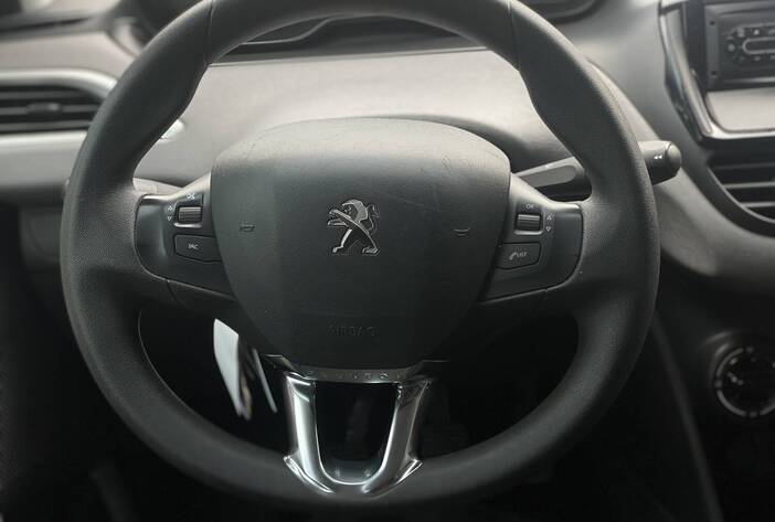 Peugeot208-autosusados-carmakposadasmisiones14