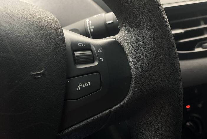 Peugeot208-autosusados-carmakposadasmisiones20