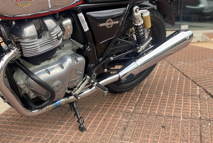 RoyalEnfield650-motosusadas-carmakposadasmisiones13