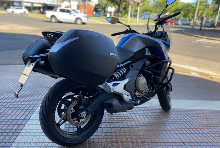 cfmoto650mt-motosusadas-carmakposadasmisiones4