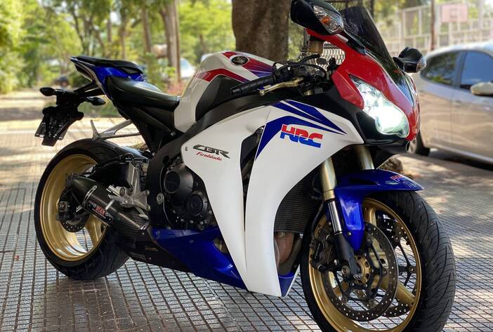 HONDACBR1000FirebladeHRC-MOTOSUSADAS-CARMAKPOSADASMISIONES1