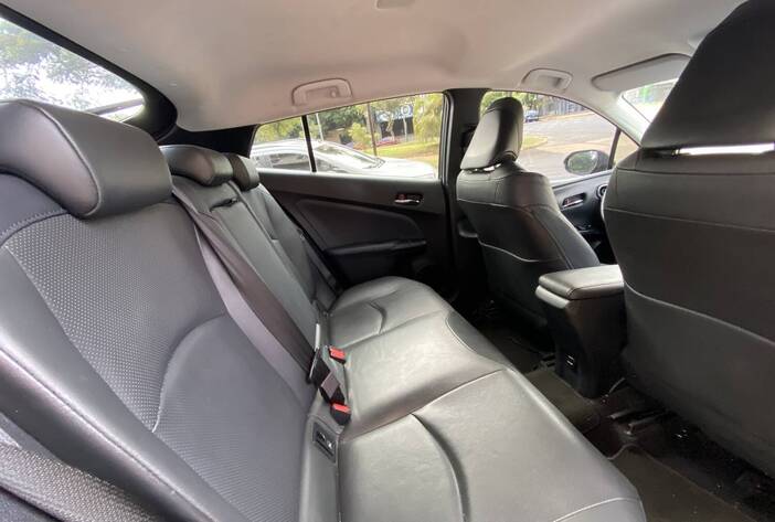 toyotaprius-autosusados-carmakposadasmisiones12