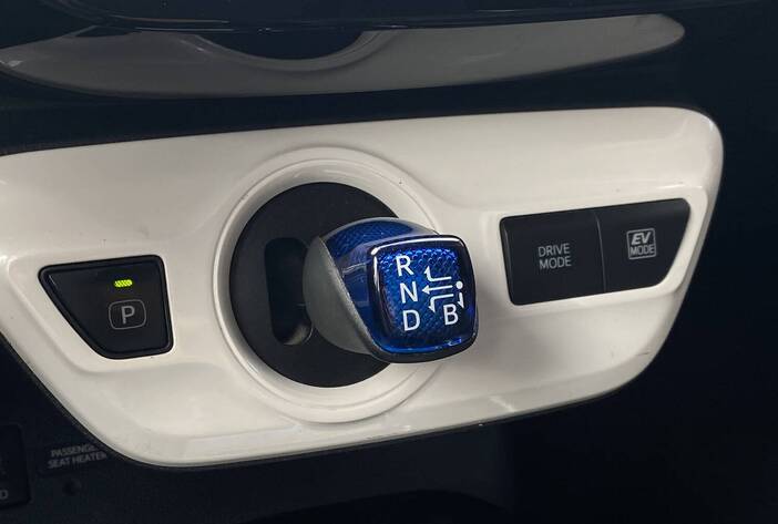 toyotaprius-autosusados-carmakposadasmisiones19