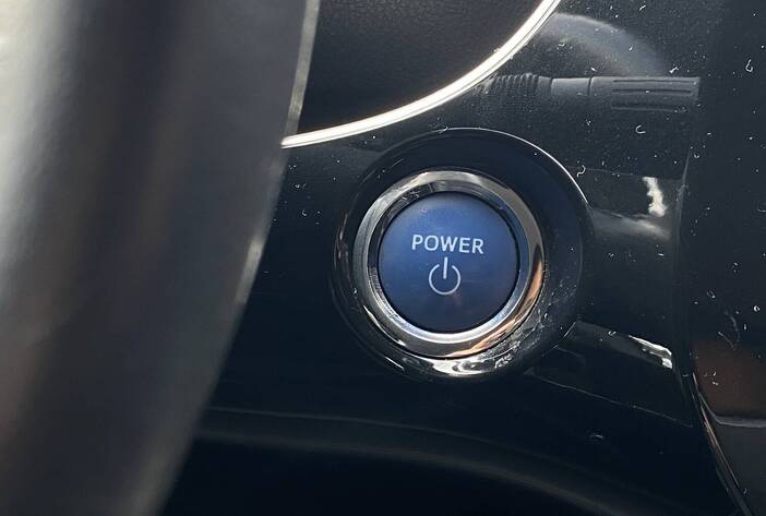 toyotaprius-autosusados-carmakposadasmisiones20