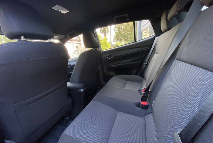 toyotayarisxs-autosusados-carmakposadasmisiones11