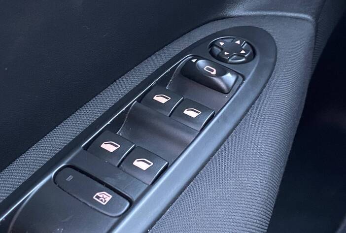 CITROENC4LOUNGE-AUTOSUSADOS-CARMAKPOSADASMISIONES26