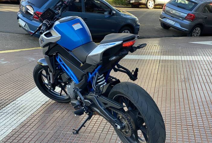 cfmoto300nk-motosusadas-carmakposadasmisiones3