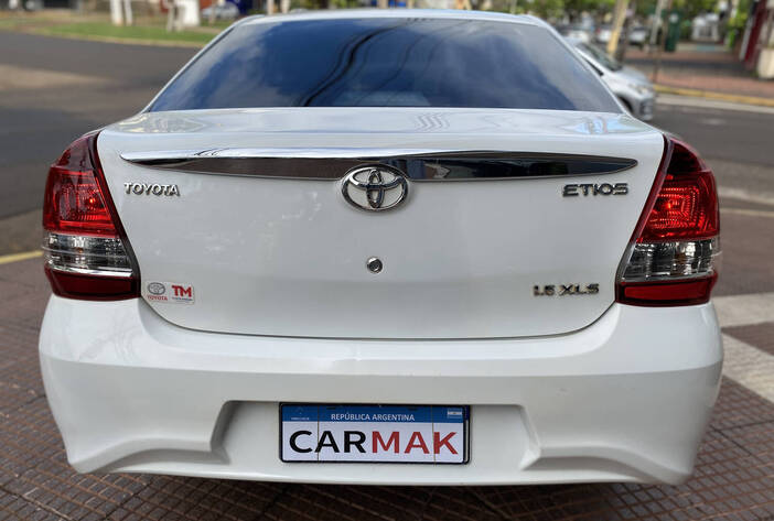 toyotaetios-autosusados-carmakposadasmisiones4