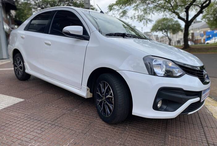 toyotaetios-autosusados-carmakposadasmisiones7