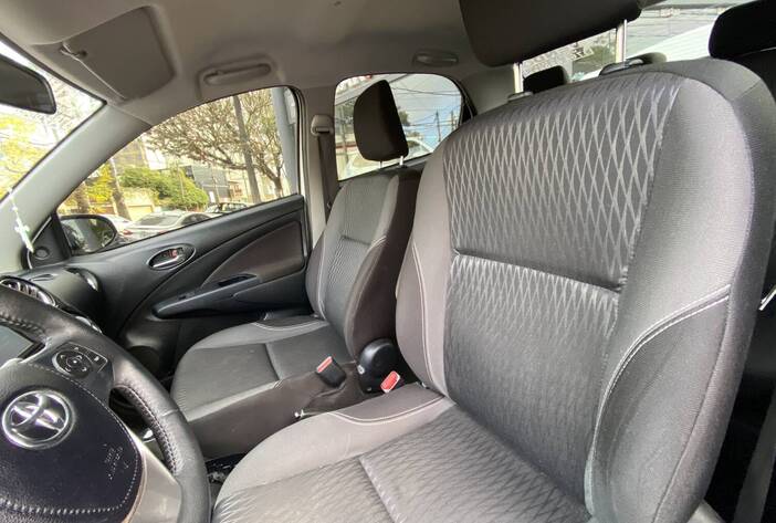toyotaetios-autosusados-carmakposadasmisiones10