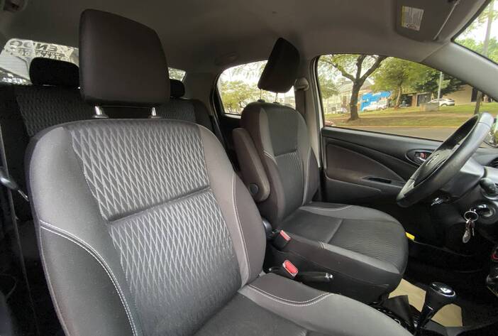 toyotaetios-autosusados-carmakposadasmisiones14