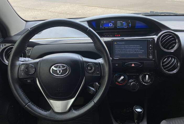 toyotaetios-autosusados-carmakposadasmisiones15