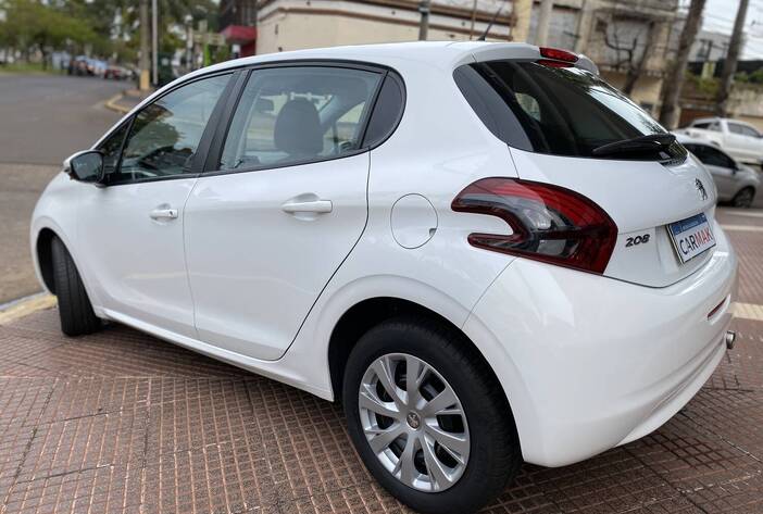 PEUGEOT208-AUTOSUSADOS-CARMAKPOSADASMISIONES3