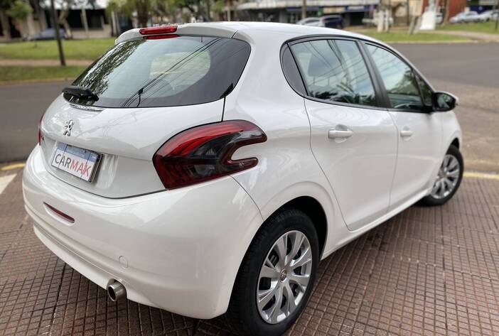 PEUGEOT208-AUTOSUSADOS-CARMAKPOSADASMISIONES5