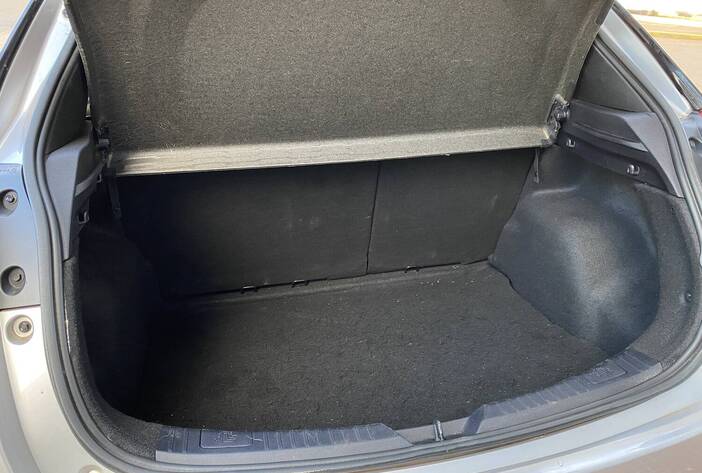 toyotayaris-autosusados-carmakposadasmiisones11