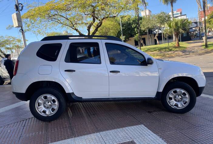 renaultduster-suvsusadas-carmakposadasmisiones6