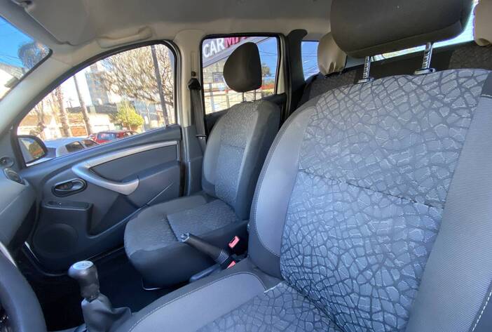 renaultduster-suvsusadas-carmakposadasmisiones9