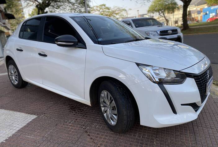 PEUGEOT208-AUTOSUSADOS-CARMAKPOSADASMSIIONES1