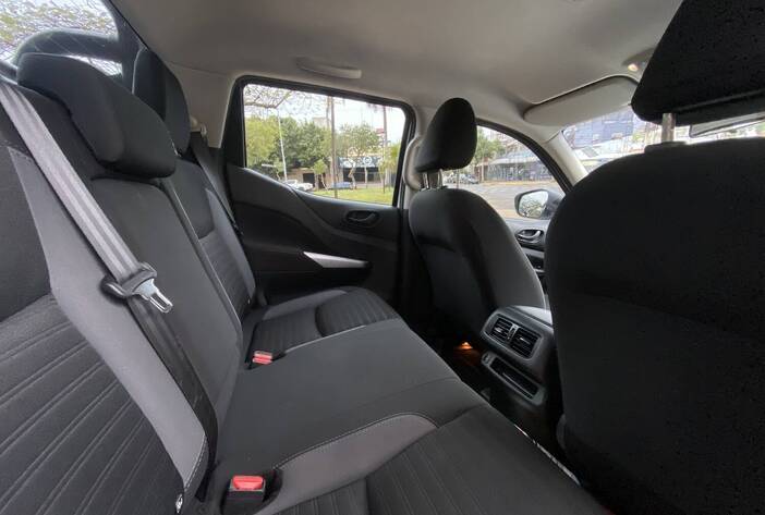 NISSANFRONTIER-CAMIONETASUSADAS-CARMAKPOSADASMISIONES12
