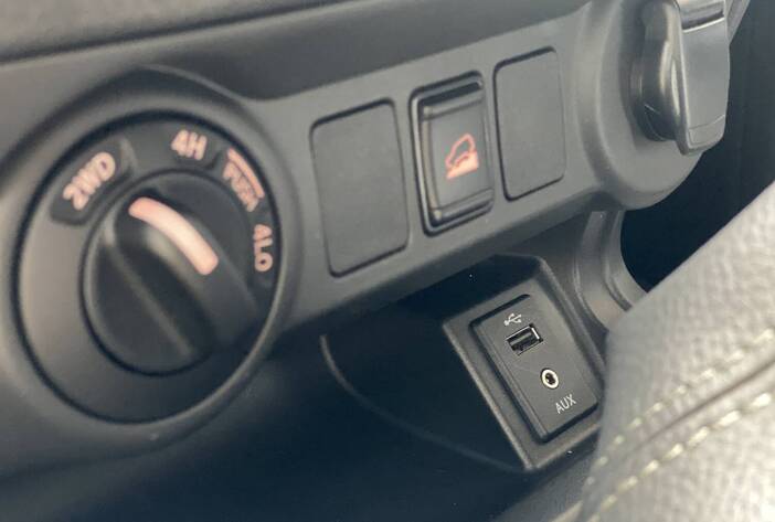 NISSANFRONTIER-CAMIONETASUSADAS-CARMAKPOSADASMISIONES23