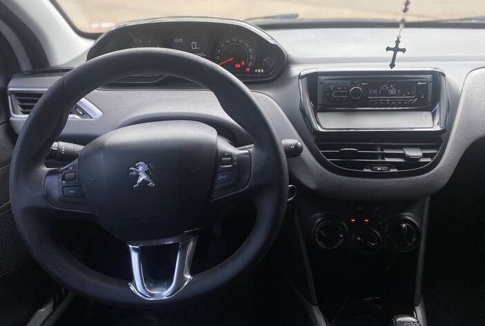 peugeot208-autosusados-carmakposadasmisiones14
