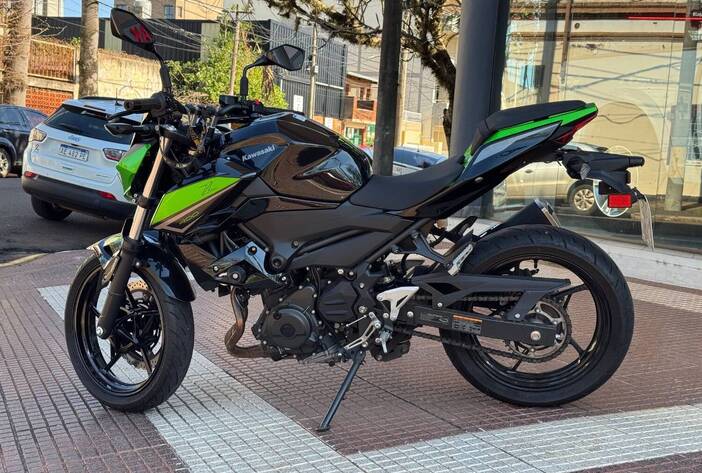 KAWASAKIZ400ABS-MOTOSUSADAS-CARMAKPOSADASMISIONES2
