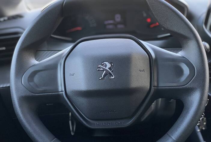 peugeot208-autosusados-carmakposadasmisiones16