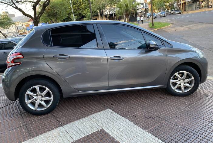 peugeot208-autosusados-carmakposadasmisiones6
