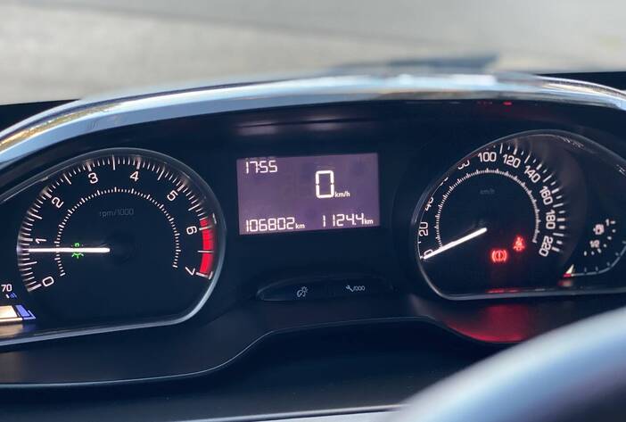 peugeot208-autosusados-carmakposadasmisiones16