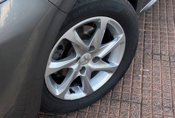 peugeot208-autosusados-carmakposadasmisiones22