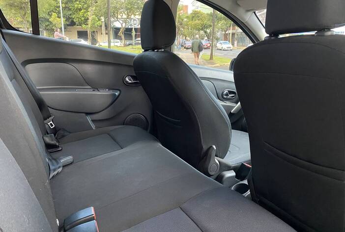 renaultsandero-autosusados-carmakposadasmisiones12