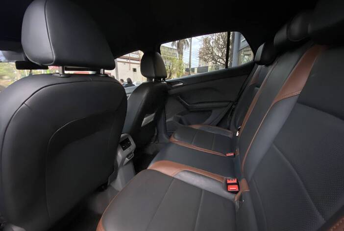 VOLKSWAGENTCROSS-SUVSUSADAS-CARMAKPOSADASMISIONES10