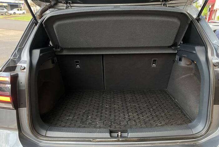 VOLKSWAGENTCROSS-SUVSUSADAS-CARMAKPOSADASMISIONES11
