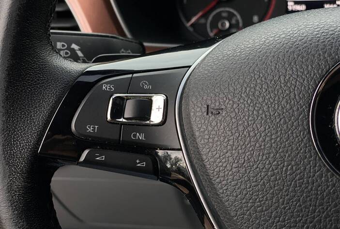 VOLKSWAGENTCROSS-SUVSUSADAS-CARMAKPOSADASMISIONES25
