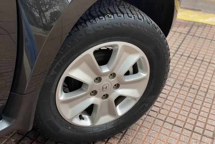RENAULTDUSTEROROCH-CAMIONETASUSADAS-CARMAKPOSADASMISIONES9