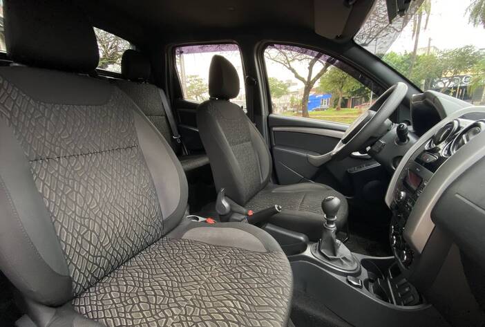 RENAULTDUSTEROROCH-CAMIONETASUSADAS-CARMAKPOSADASMISIONES16