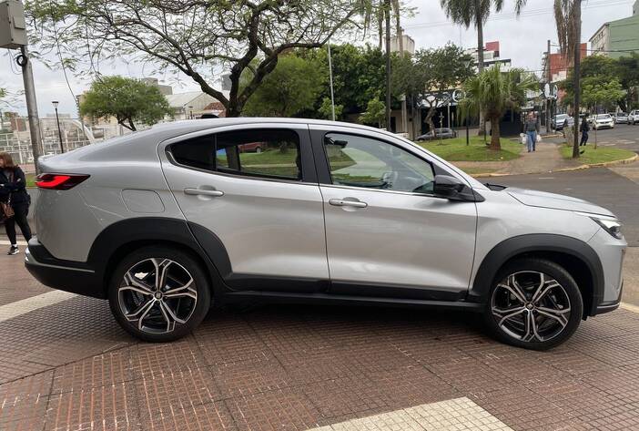 fiatfastback-autosusados-carmakposadasmisiones6
